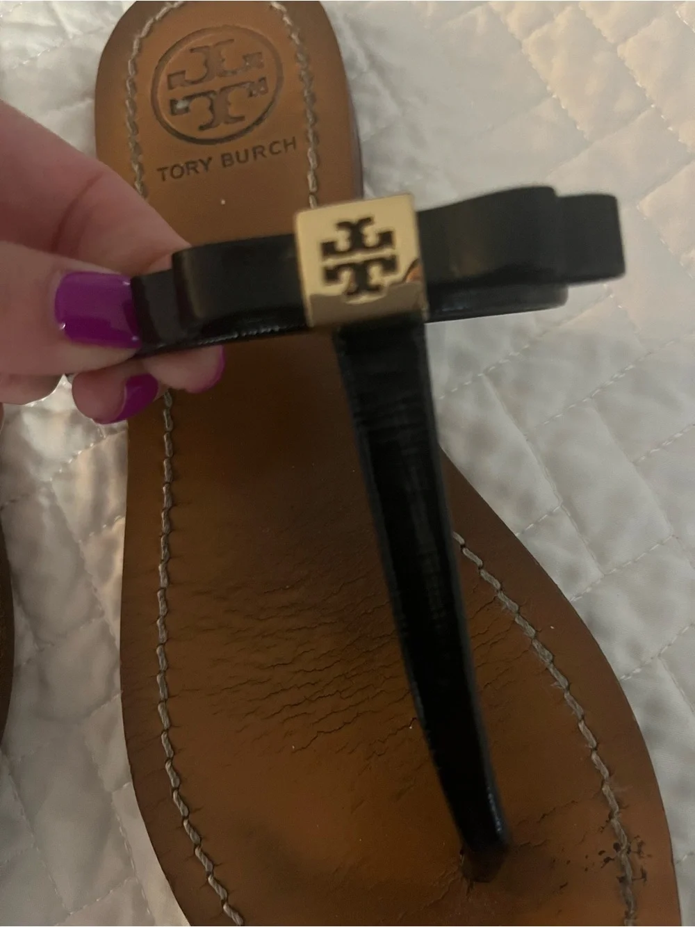 Tory Burch leighanne black bow logo flat with gold